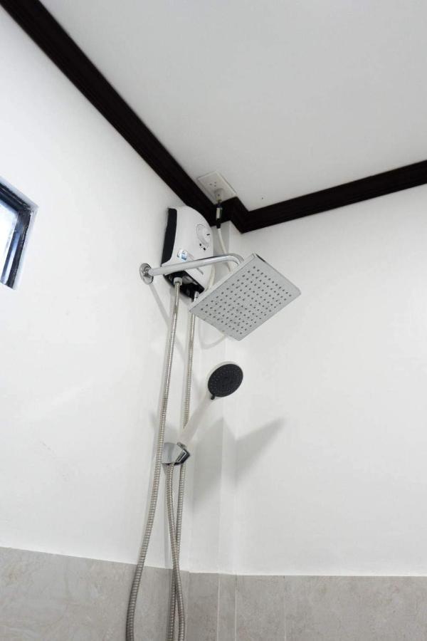 Princesa Michaella Hostel Itaytay Ngoại thất bức ảnh